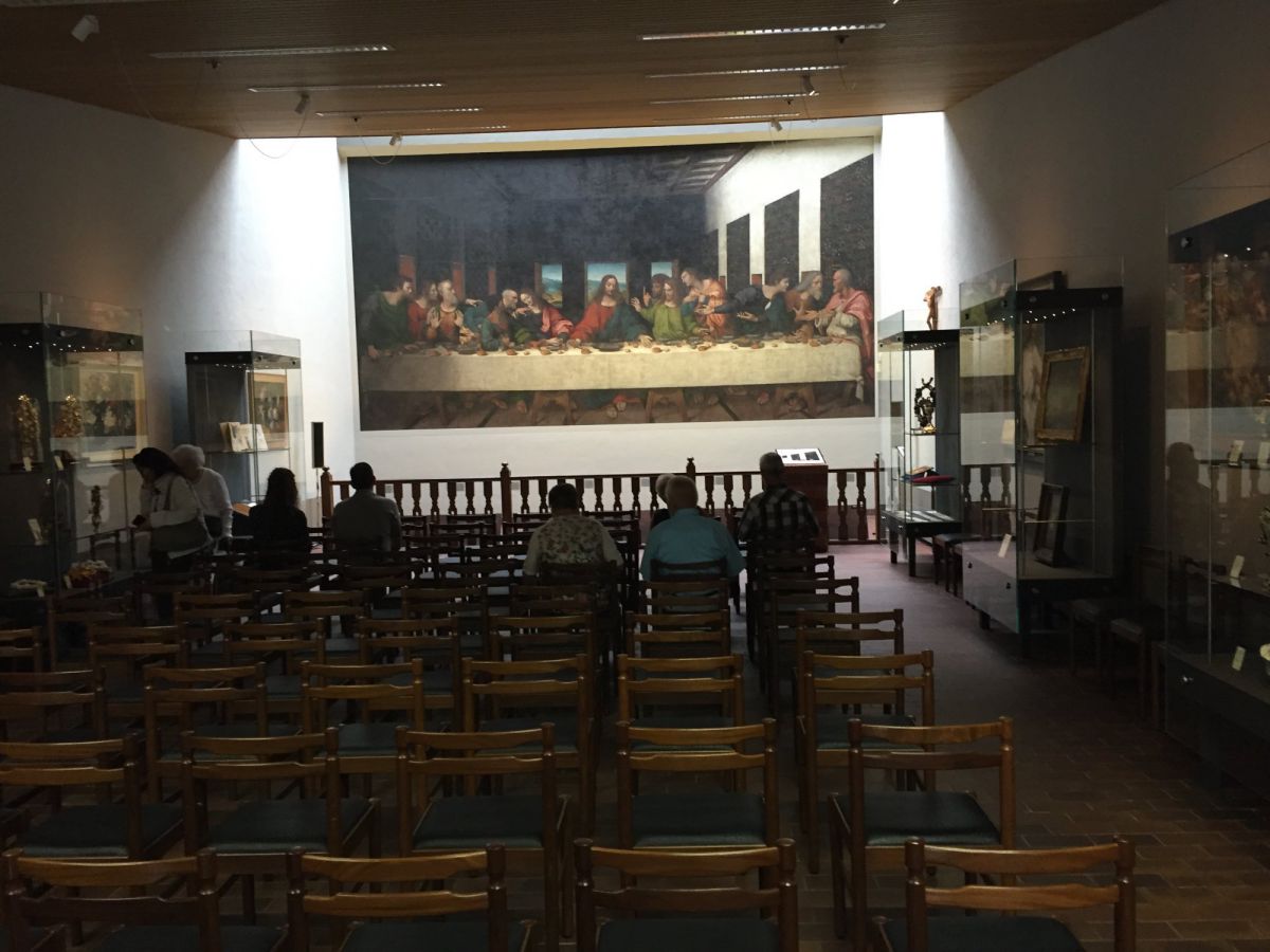 beeld-bij-de-ingang